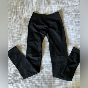 Alphalete Amplify workout pants